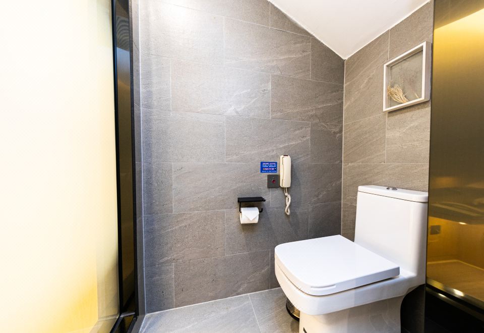 迷你天窗大床房