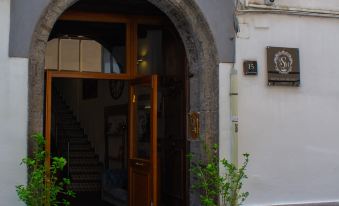Hotel San Michele - Housity