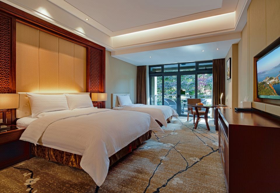 GRAND NEW CENTURY RESORT Siming Lake YuyaoDeluxe Mountain-view Family Room