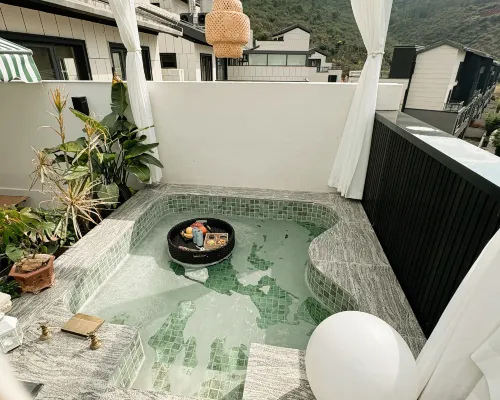 Xitang Wild Mountain Hot Spring Boutique Stay (Hanhua Tianmashan Hot Spring Resort Area) Hotels in Fumin
