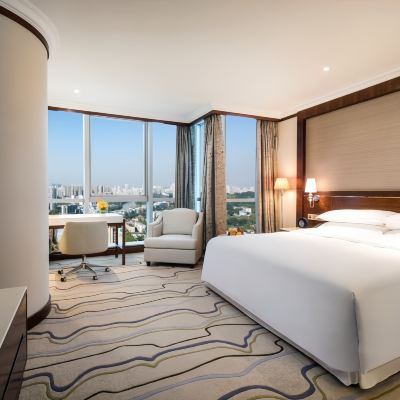 城市景觀大床房·捕捉晨曦·飽覽都市霓虹 南京金絲利喜來登飯店優惠