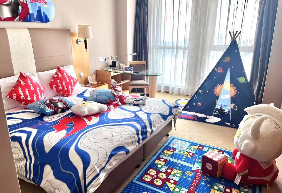 奧特曼主題親子房