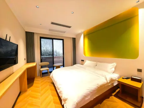Layisa Forest Hotel