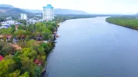 River Nest Hostel
