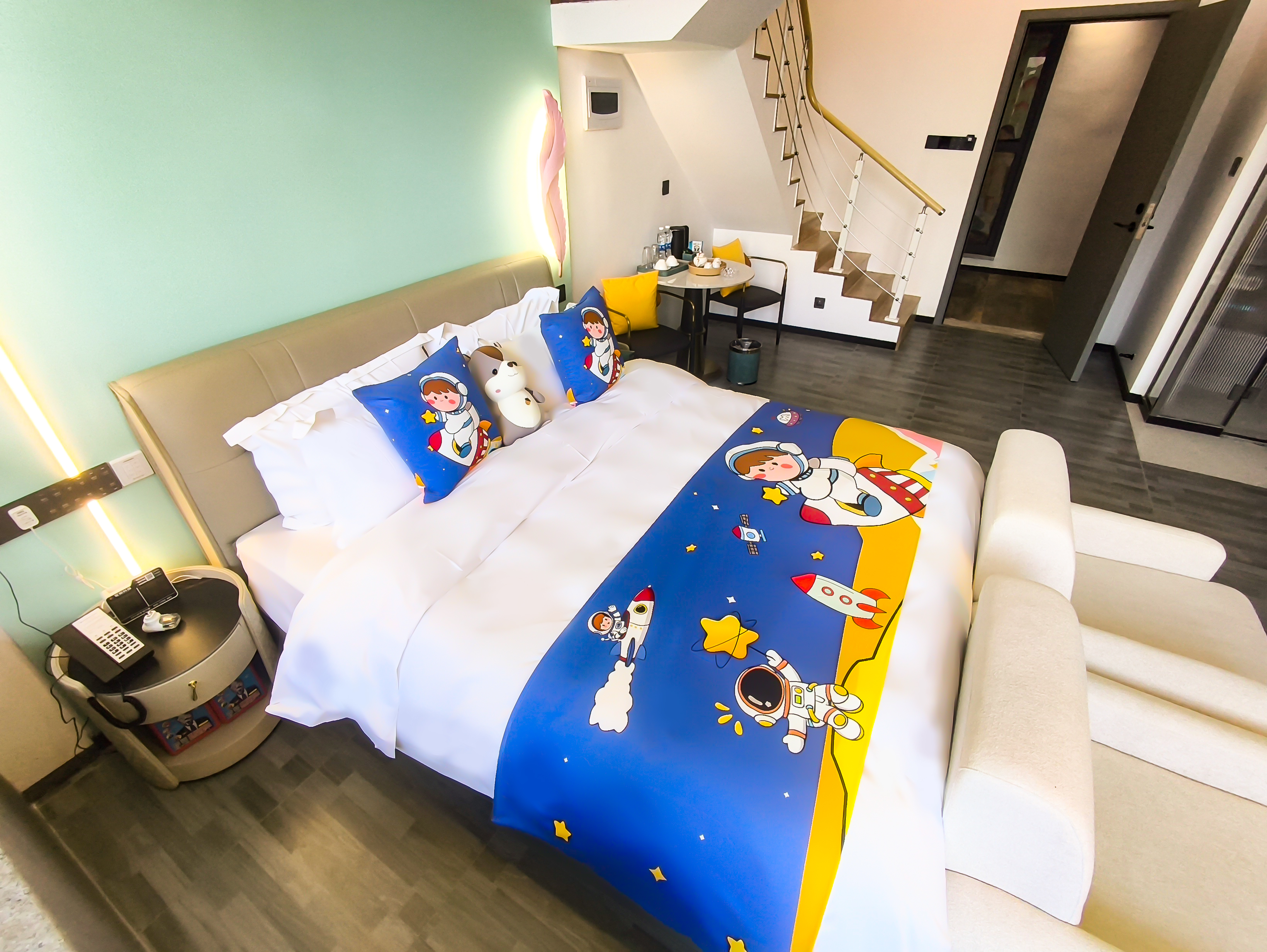 复式亲子直通漂流河房（独立泡池）