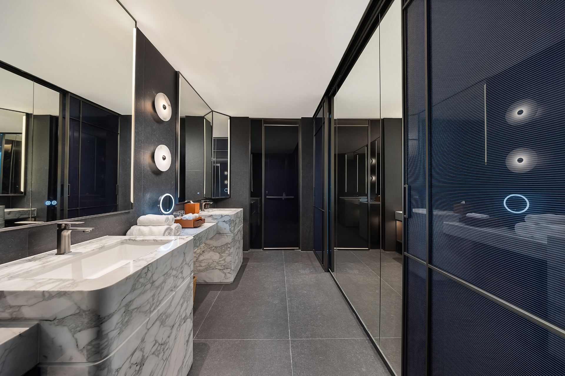 Executive Queen Room