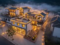 Chunshan Waitaoju · Meisu Courtyard-Style Hotel (Zitao Creative Park)