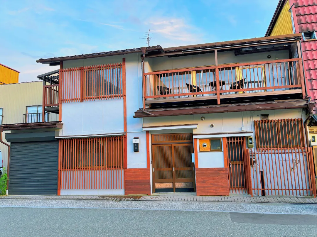 T301 Old Town & Morning Market Area | Free Parking - Takayama