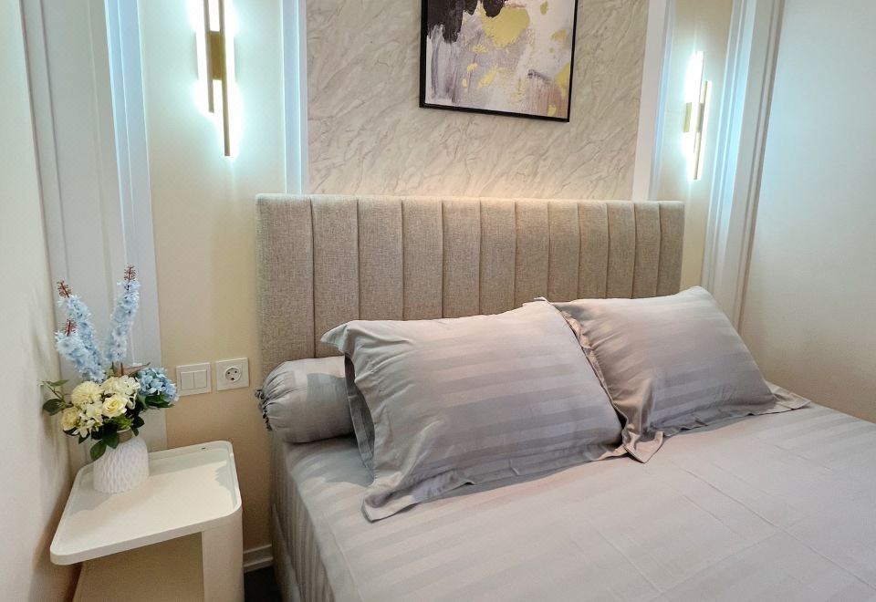 Gold Coast PIK Seaview Apartment|Deluxe 1Br Apartment|Netflix|WIFIDeluxe Suite 1-Bedroom Apartment With LivingRoom And Kitchen (Design: Modern-Classic)