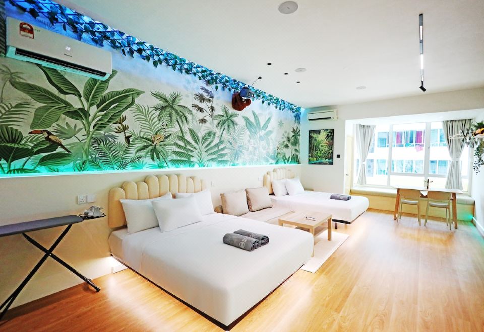 Jungle Cinema Home 4pax BathtubOne Bedroom