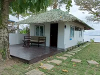 Angelito's Beach House Siargao near Beach โรงแรมใน