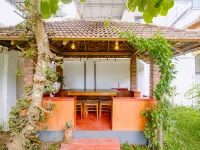 Nature Land Homestay Alappuzha فنادق في ألابوجا