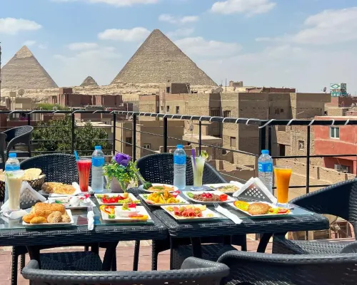 Turquoise Pyramids Gate City Centre Hotels in Nazlet El-Semman