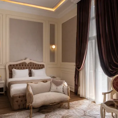 Sayed Effendi - Boutique Hotel Hotels near The First Mall
