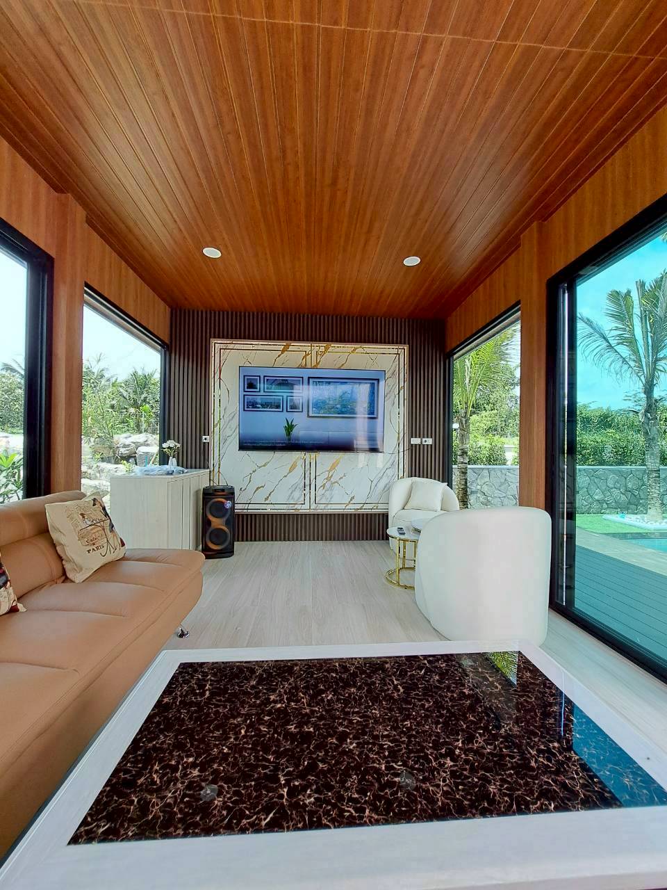 别墅（带独立泳池）