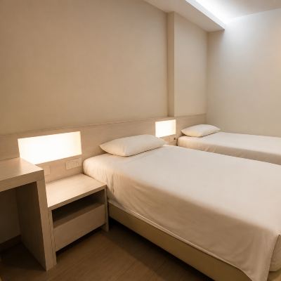 Deluxe Twin Room Legacy Hotel Promo Code