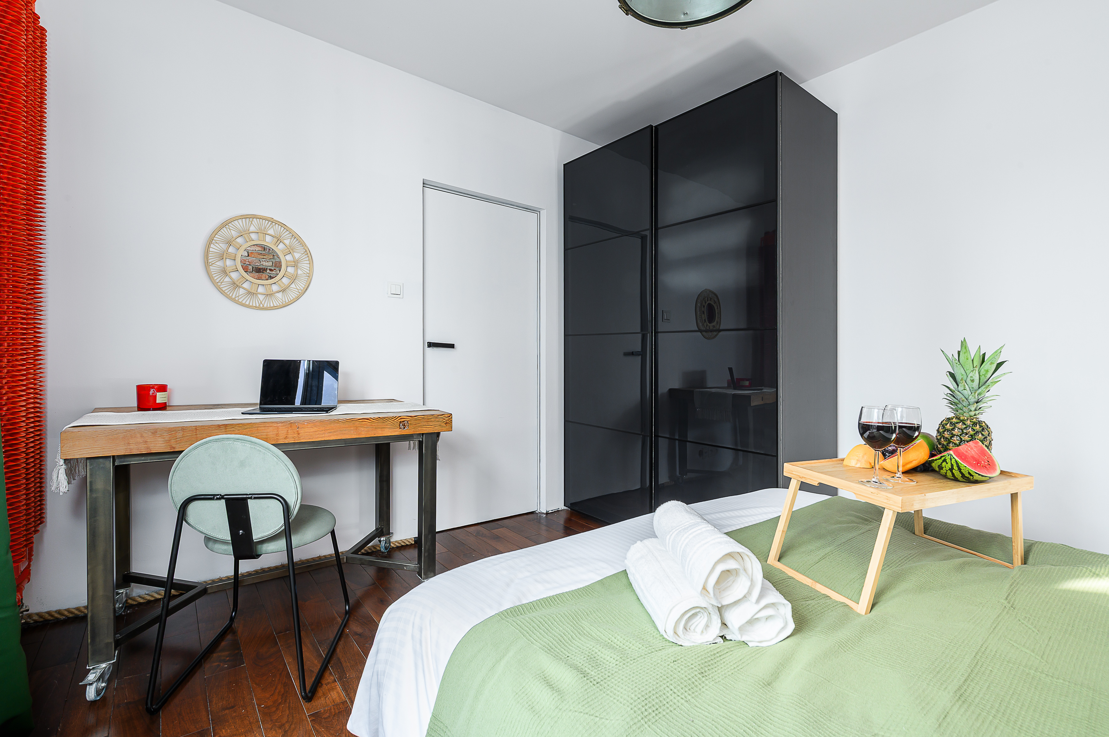 2卧室公寓带露台