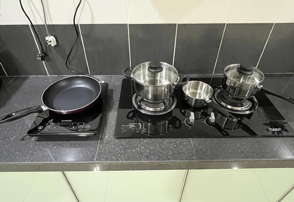 四房四衞半独立式洋房