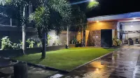 Momshie's Apartelle and Restaurant