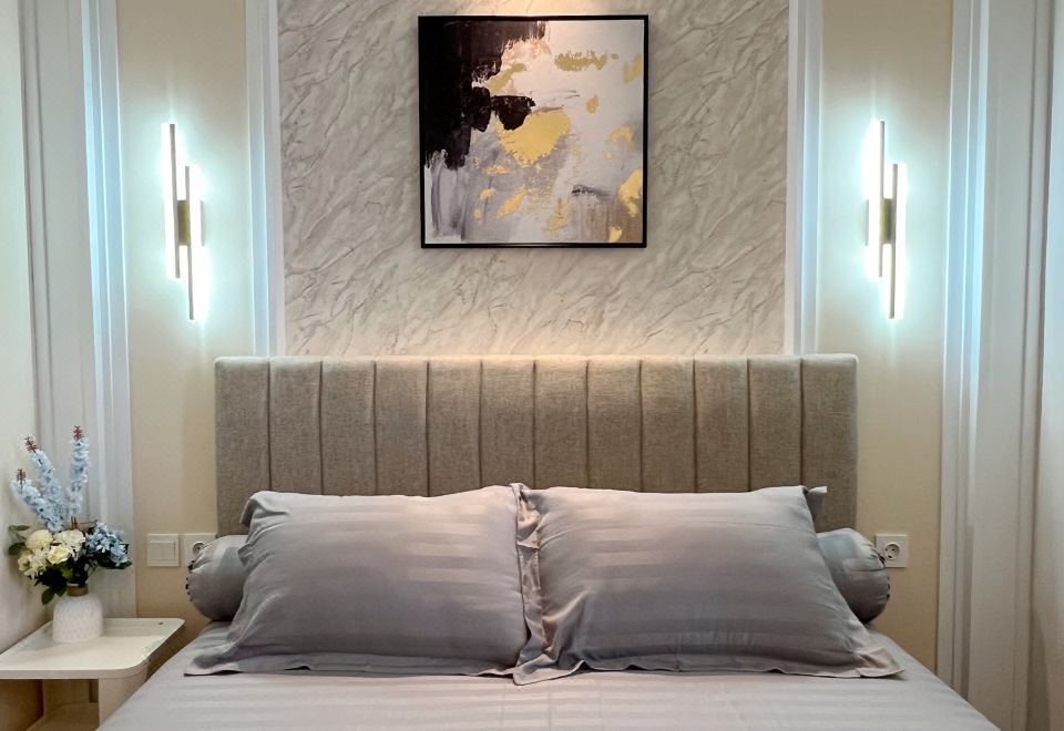 Gold Coast PIK Seaview Apartment|Deluxe 1Br Apartment|Netflix|WIFIDeluxe Suite 1-Bedroom Apartment With LivingRoom And Kitchen (Design: Modern-Classic)