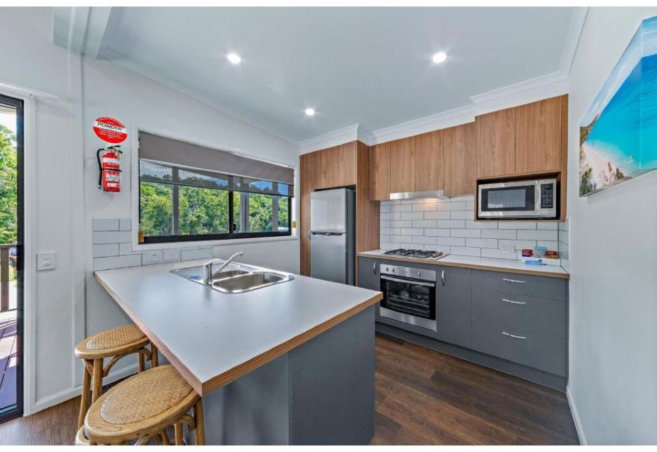 豪华2卧室小木屋-水上公园景观