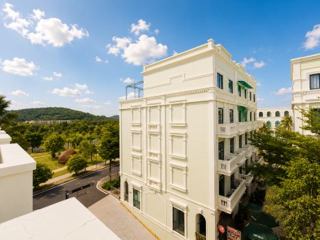 Aqua Harmony Hotel
