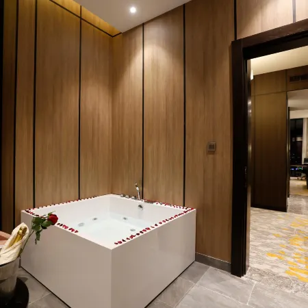 Freesia Hotel