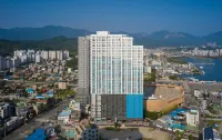 The Hotel Sokcho Hotels in 