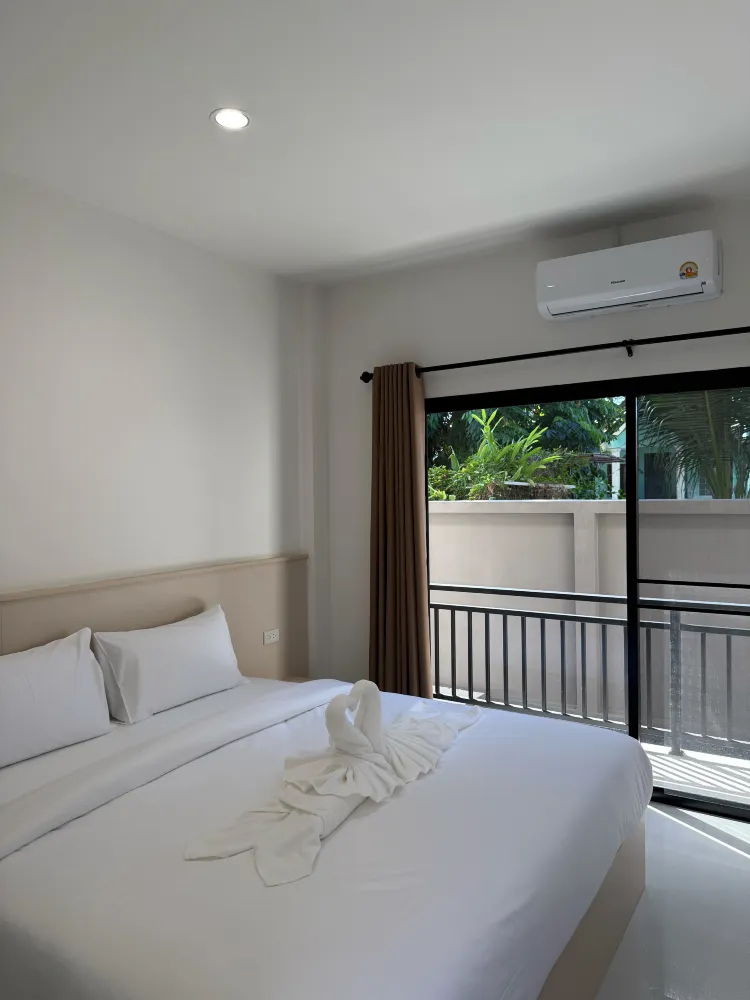 ห้องสแตนดาร์ด เตียงใหญ่ 1 เตียง