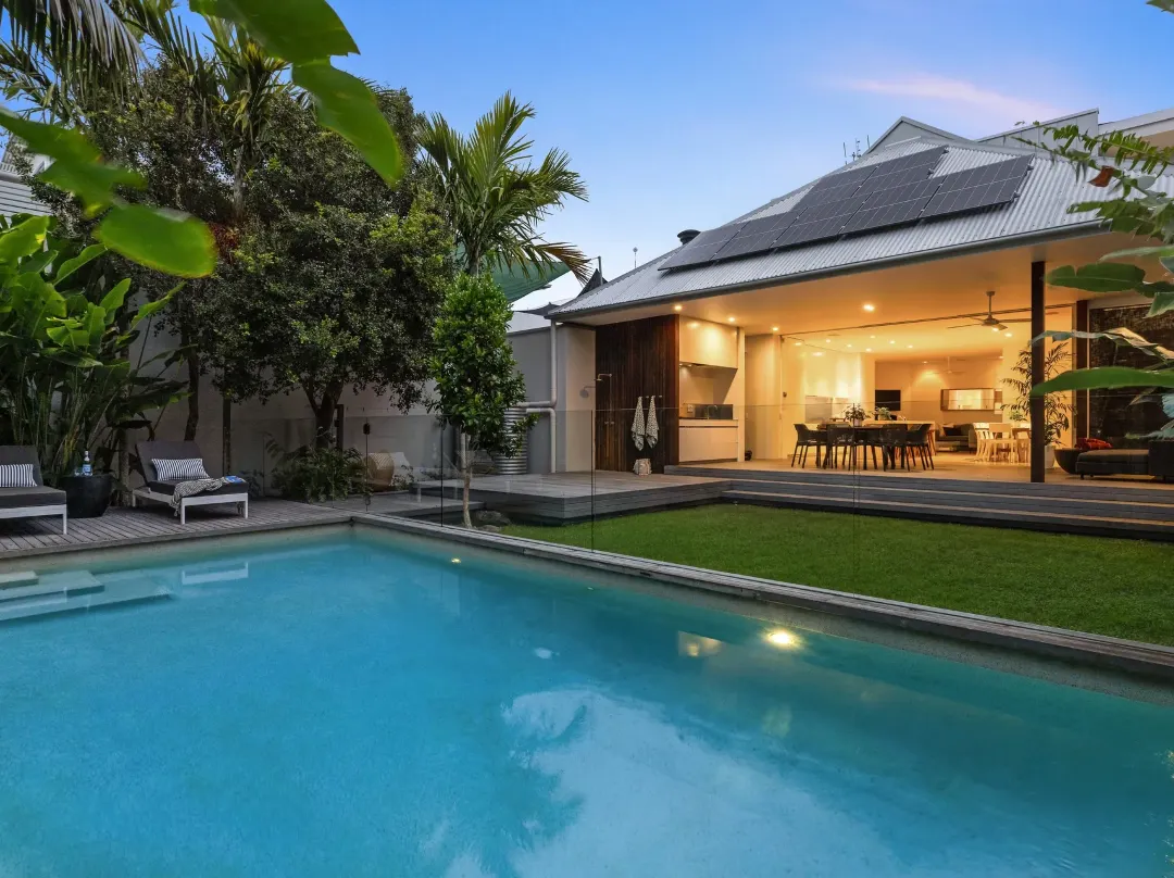 Alpha Luxe - Byron Bay