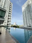 Spacious and Cozy 1BR Condo Unit in Abreeza Place 9th Floor Hôtels à : 
