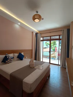 Beehive elnido tourist inn Hotels in 