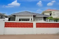 Collection O Near Museum Tsunami Banda Aceh Formerly Blower Residence Hotel a 