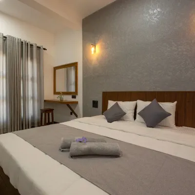 Sand And Sea Villa Hotel dekat Pantai Negombo