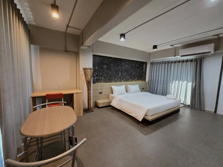 ห้อง ดีลักซ์เตียงใหญ่