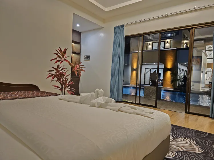 Luxurious 6 Bedrooms And 7 Beds, Suitable For Family Gatherings (with Children's Room), Racing Games, Billiards