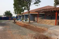 Homestay Budiarto Legok Hotel di 