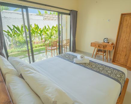 Adi S Guest House