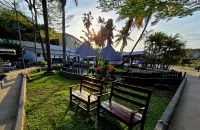 Rusty Rock Beach Resort & spa Hotéis em 