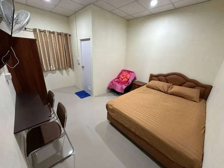 ห้องเดี่ยว เตียงใหญ่