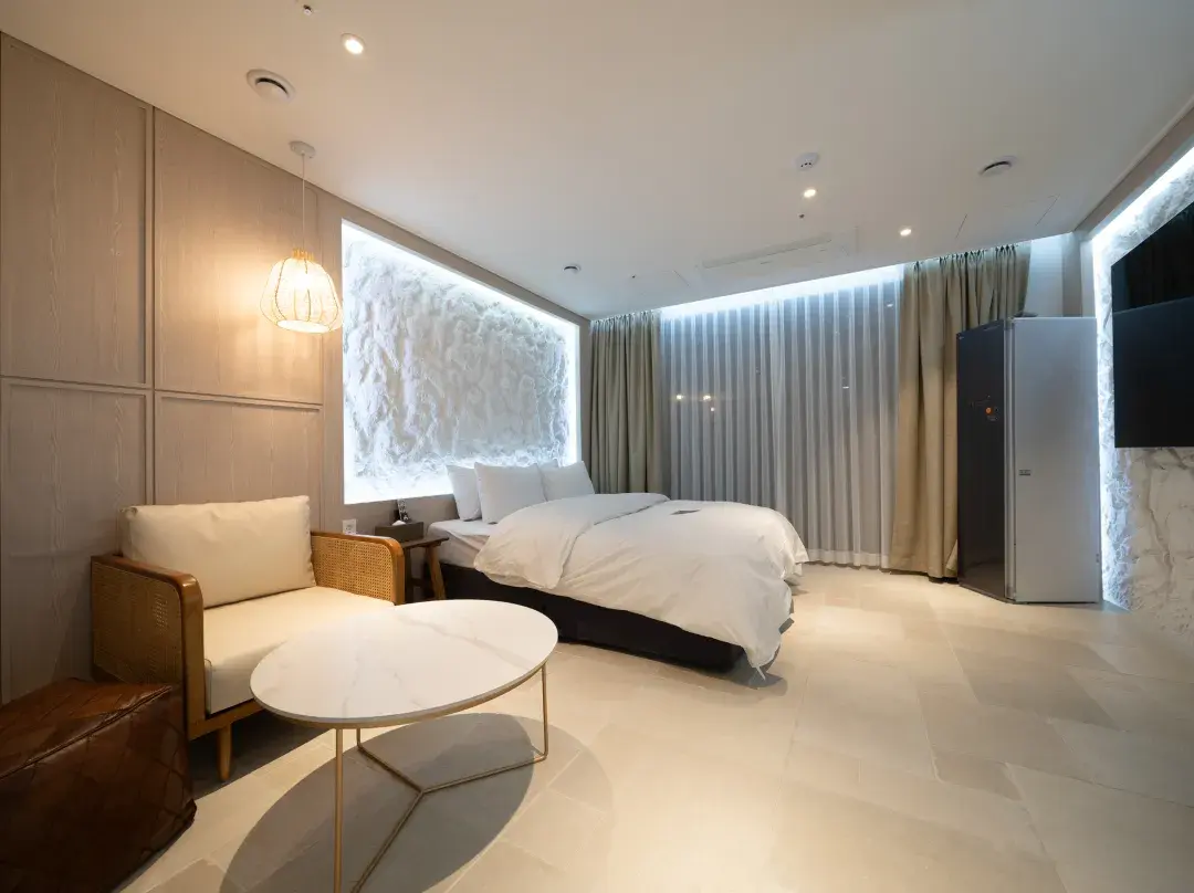Lua Premium Unmanned Hotel - Uijeongbu-si
