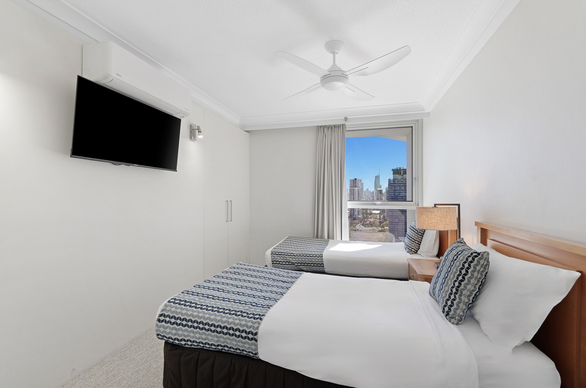 两卧室海景公寓