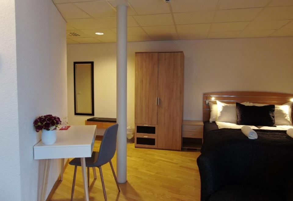 Arctic Inn - Housity