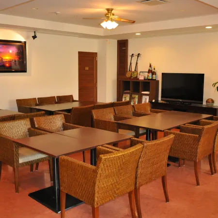 HOTEL NOAH