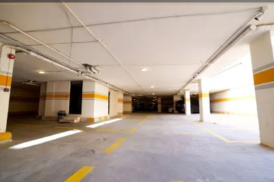 Nakheel Suites Hotel a 