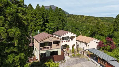 Villa Montpetre Hotele w: 