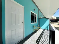 Karon Little House