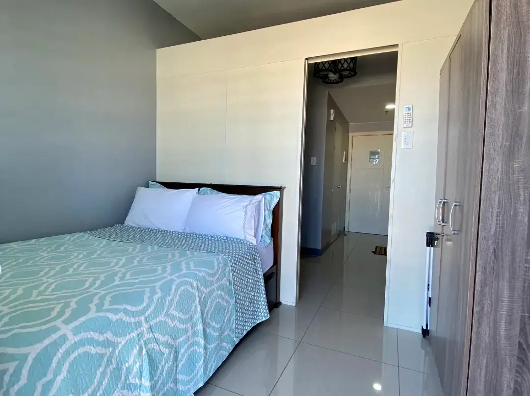 A Cozy 1 Bedroom Unit With A Parking At Tower 2 South Residences Sm Southmall - Las Piñas