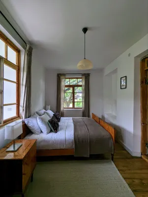 Dsegh Village House with Terrace & Pizza oven Hotel di 