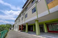 Collection O near Stadion Manahan formerly Graha Laweyan Solo Hotels in 